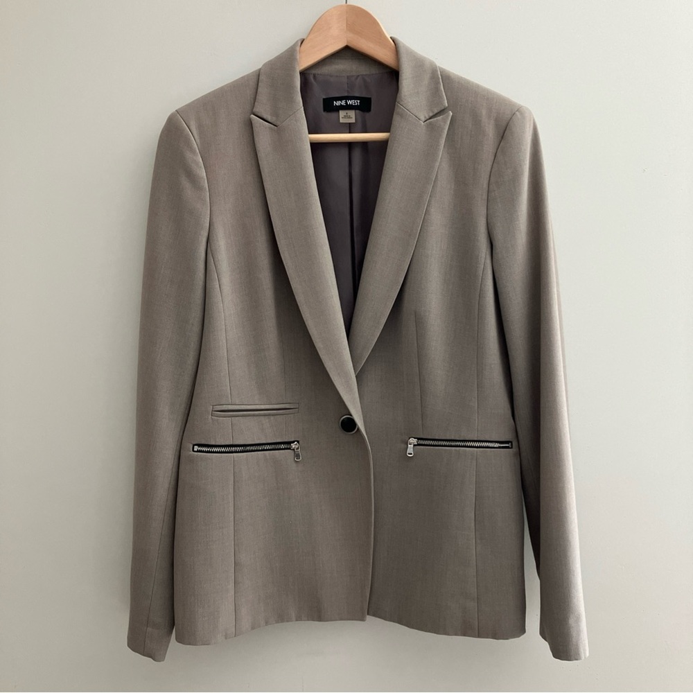 Nine West One Button Suit Jacket Unique Zip Pockets Taupe Size 6 Business